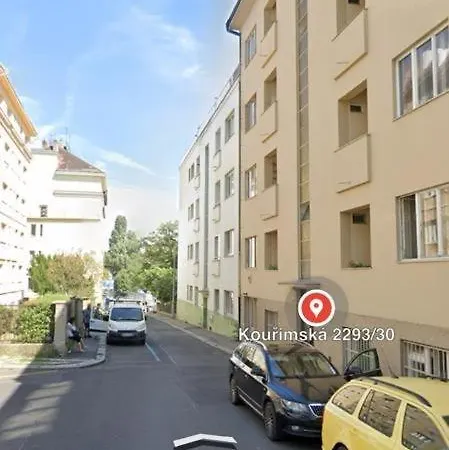 Kourimska 30 Praga